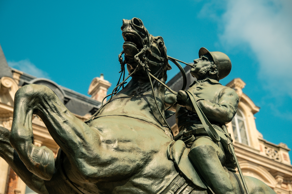 La statue du Musée d'Epernay